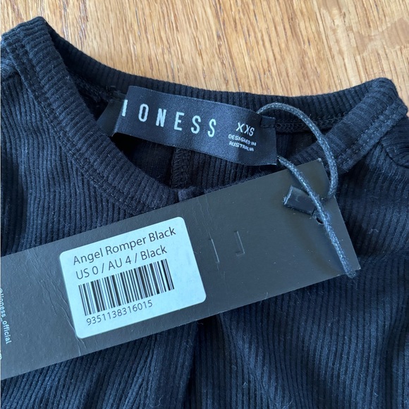 NWT Princess Polly Angel Romper - Picture 3 of 3